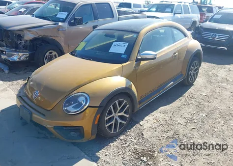 2017 Volkswagen Beetle 1.8T Dune из США, поврежденный, VIN 3VWS17AT1HM621065